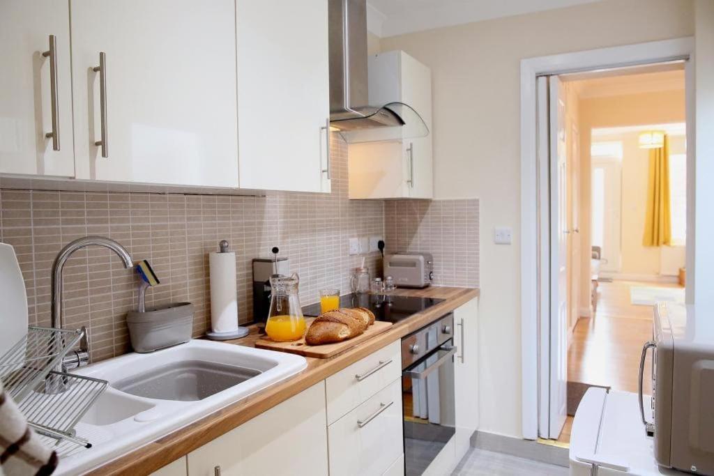 Stylish Norwich Stay Near Cathedral With Parking Ngoại thất bức ảnh