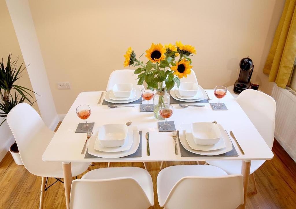 Stylish Norwich Stay Near Cathedral With Parking Ngoại thất bức ảnh