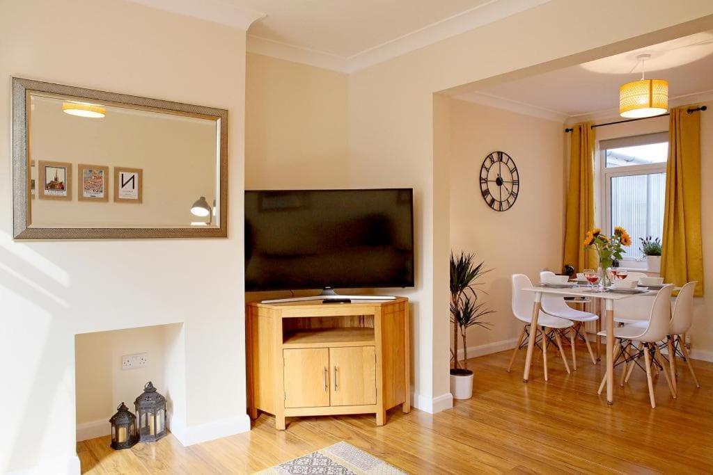 Stylish Norwich Stay Near Cathedral With Parking Ngoại thất bức ảnh